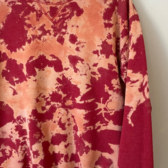 Tie Dye Womans Red Crewneck Sweater Size Small - Picture 12 of 14